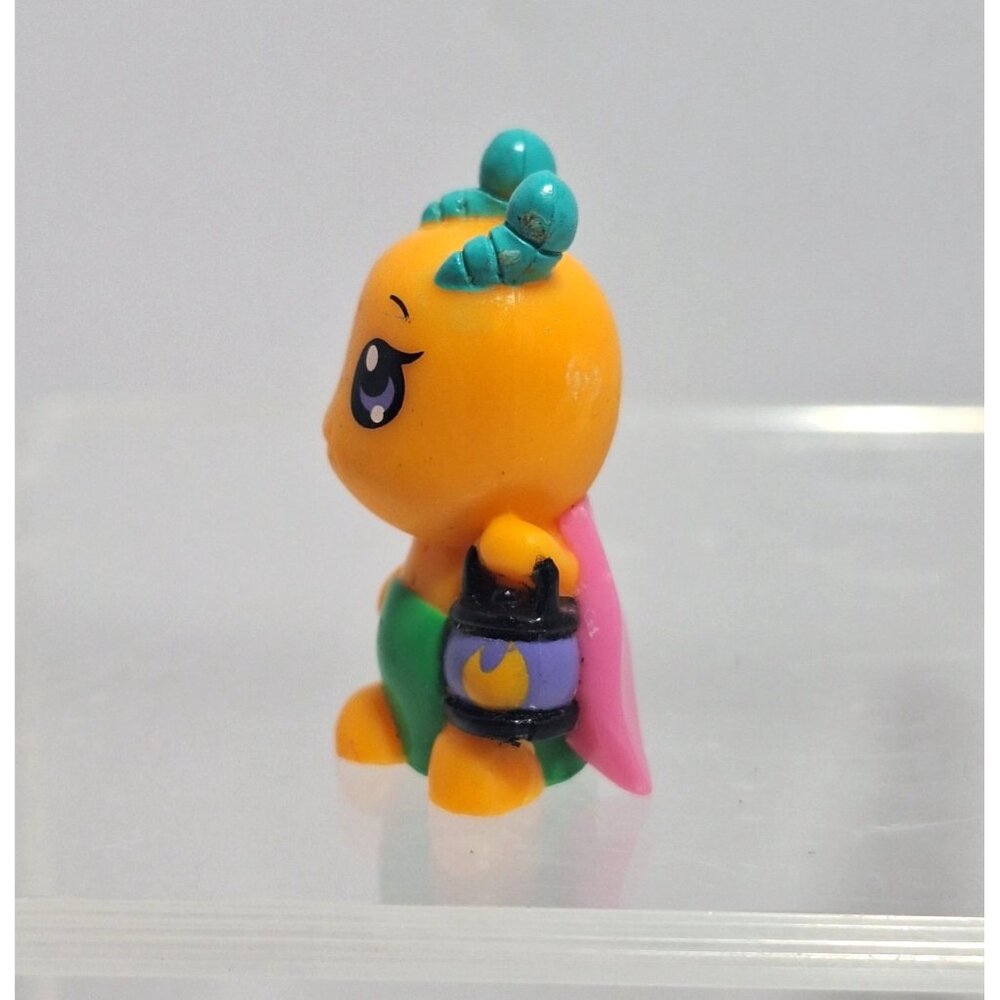 WowWee Lite Sprites Firefly Pet With Lantern 1.25" Accessory Bug - Picture 5 of 10